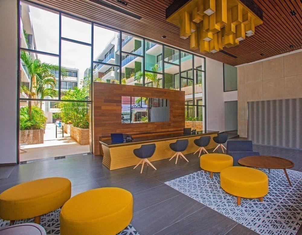 The City Luxury Suites Playa del Carmen Exteriör bild