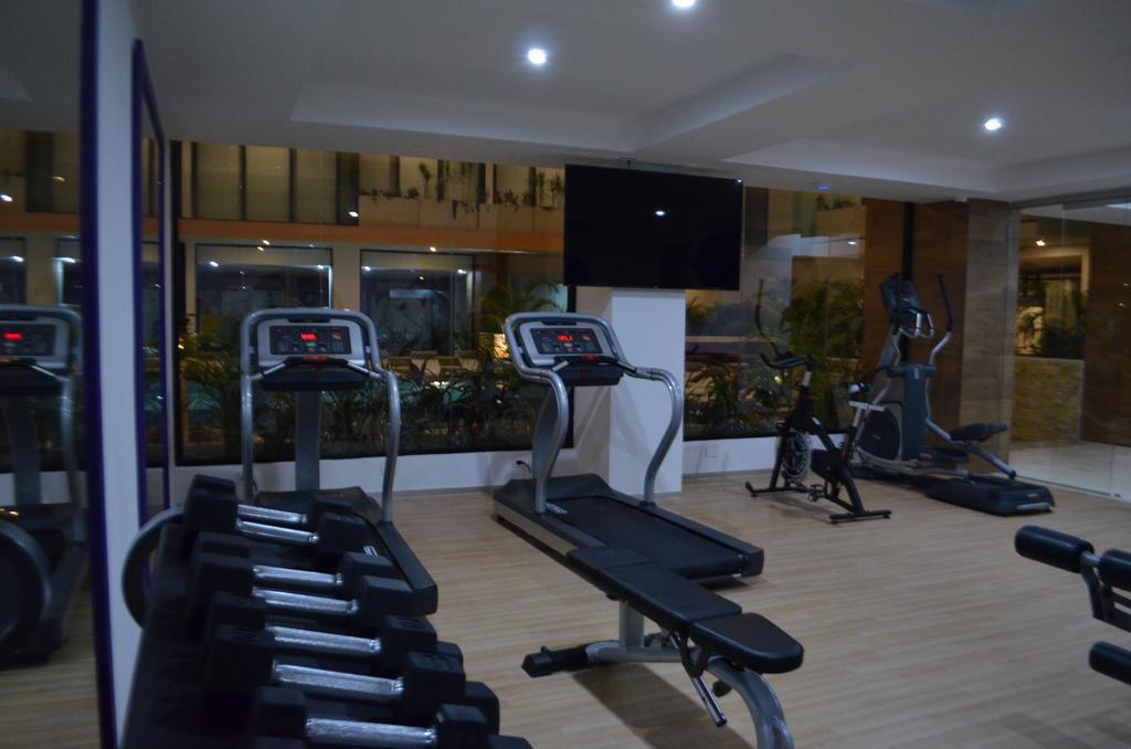 The City Luxury Suites Playa del Carmen Exteriör bild